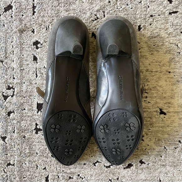 Grey Heels - Picture 4 of 5